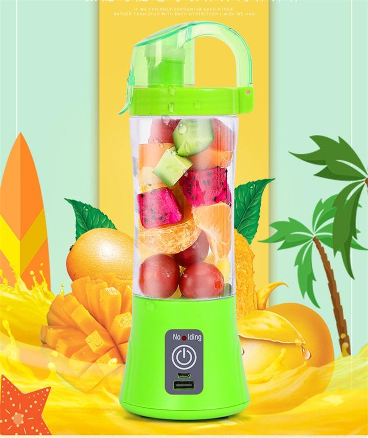 Portable Handheld Electric Fruit Juicer & Smoothie Maker (USB Rechargeable)